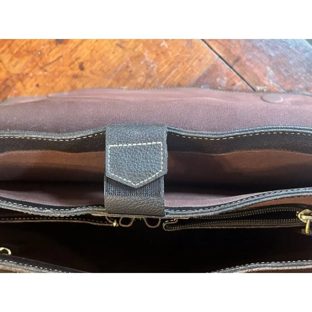 Cole Haan Village Black Leather Messenger Bag Laptop Briefcase Mid-2000s Vintage